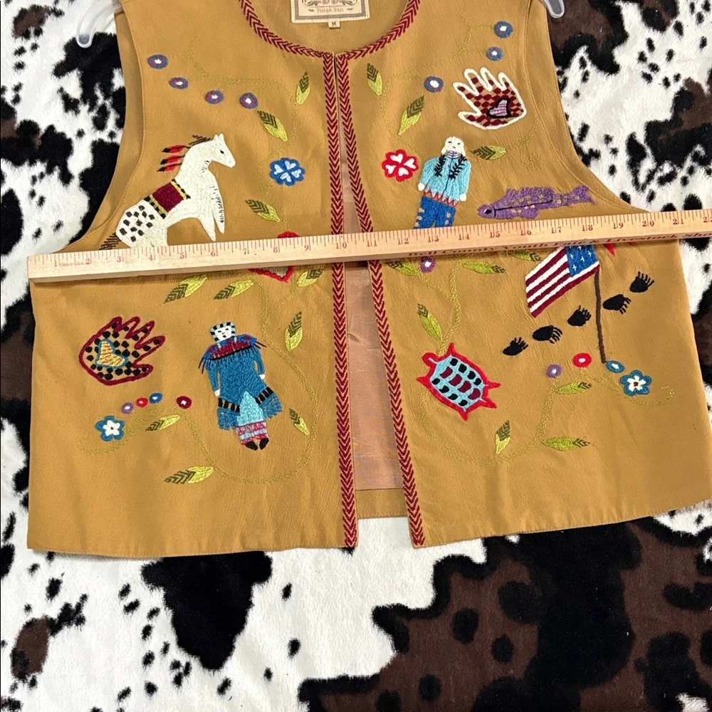 Double D Ranch Vintage Tan Vest with Embroidery; Size M - Picture 11 of 14